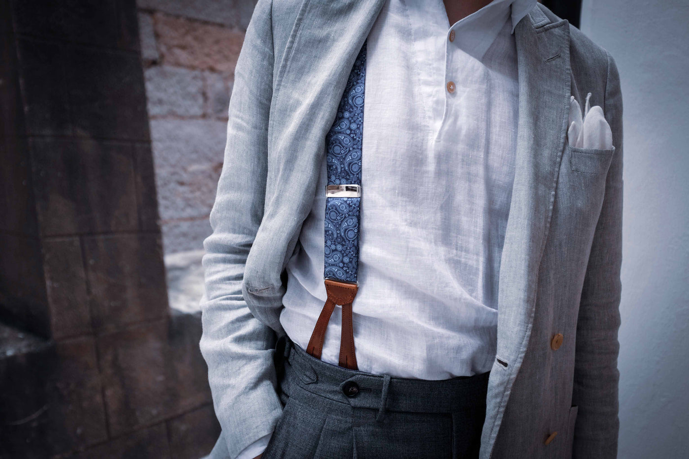 Albert Thurston Braces/ Suspenders Richard James Jacket G. Inglese Linen shirt Rota Trousers White pocket square